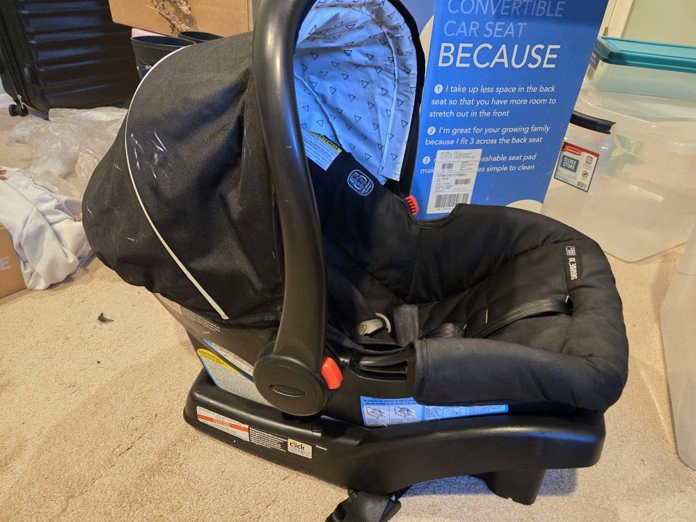 Graco Infant Carseat - Expires in July