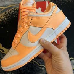 Nike Dunk Low Peach Cream 