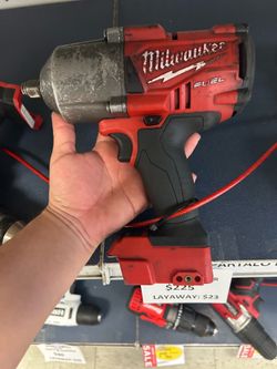 MILWAUKEE IMPACT DRILL