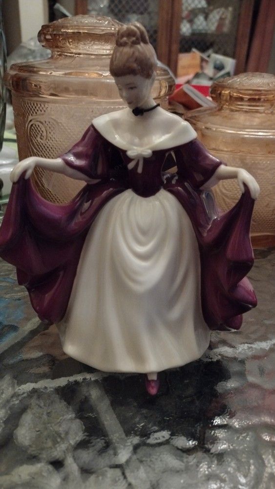 Royal Doulton Figurine