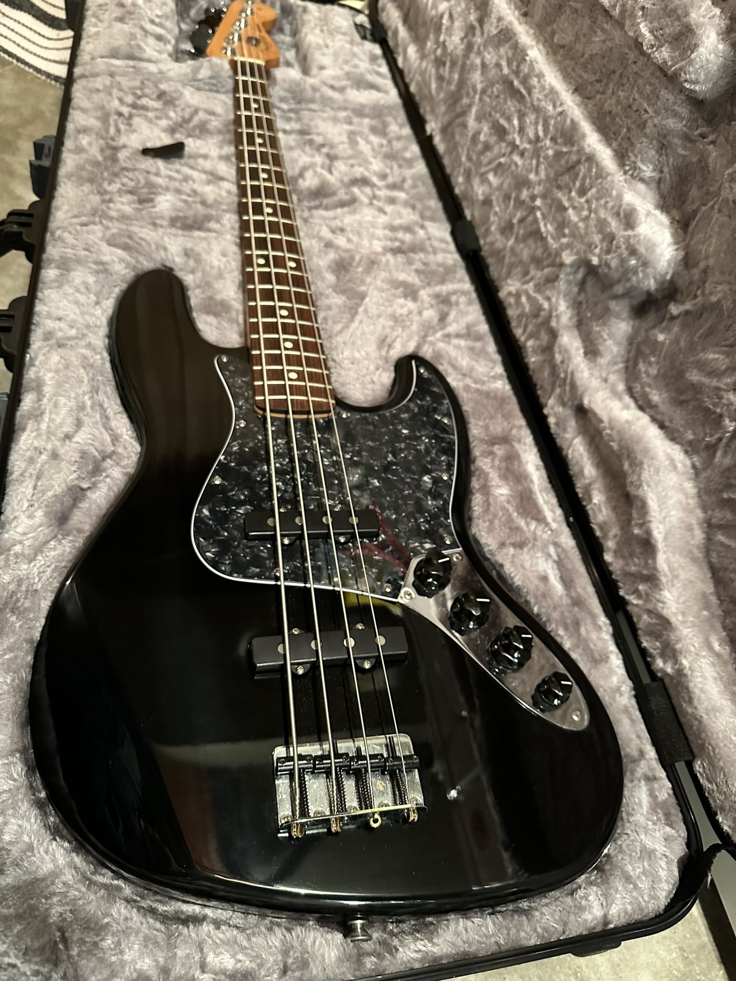 Fender Jazz Bass Deluxe