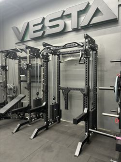 Vesta Fitness Multifunctional Trainer 