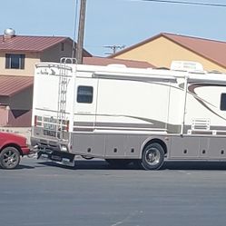 2001 Fleetwood Bounder