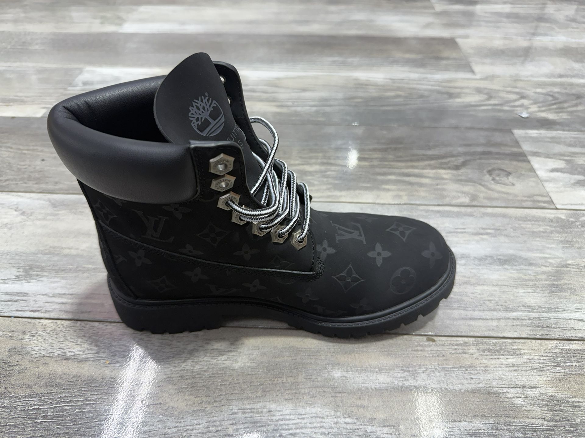 Louis Vuitton Timberland 