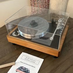 VPI Classic 30th Anniversary Turntable w/ Ortofon Bronze Cartridge - Immaculate  