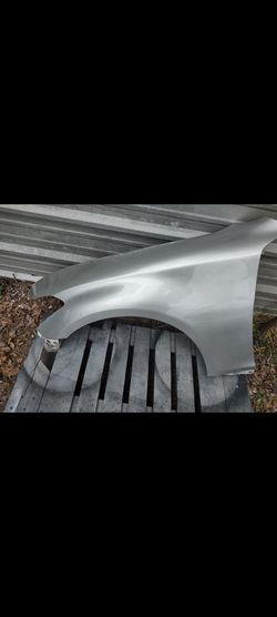 Infiniti M37 Q70 M56 Left fender* silver* 11-17