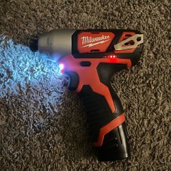 Milwaukee M12 1/4 In. Hex Impact Driver