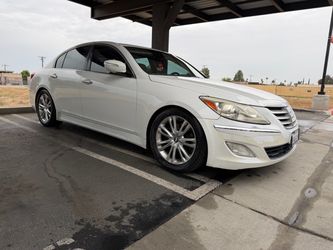 2013 Hyundai Genesis