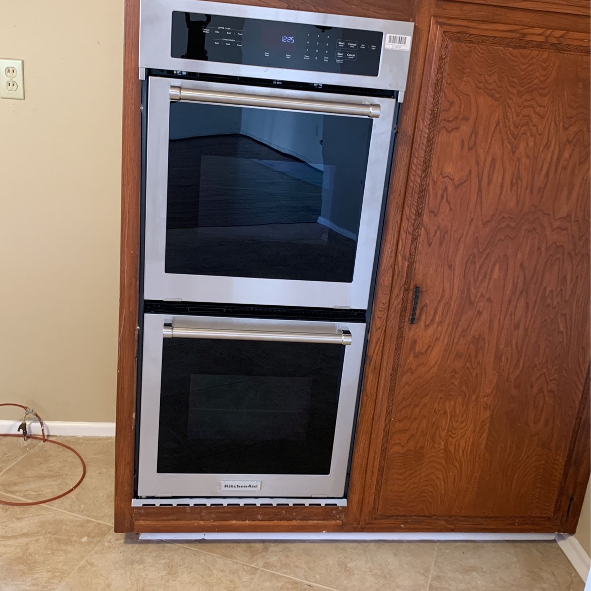 Kitchenaid 24” Electric Double Oven (New) kodc304ess 