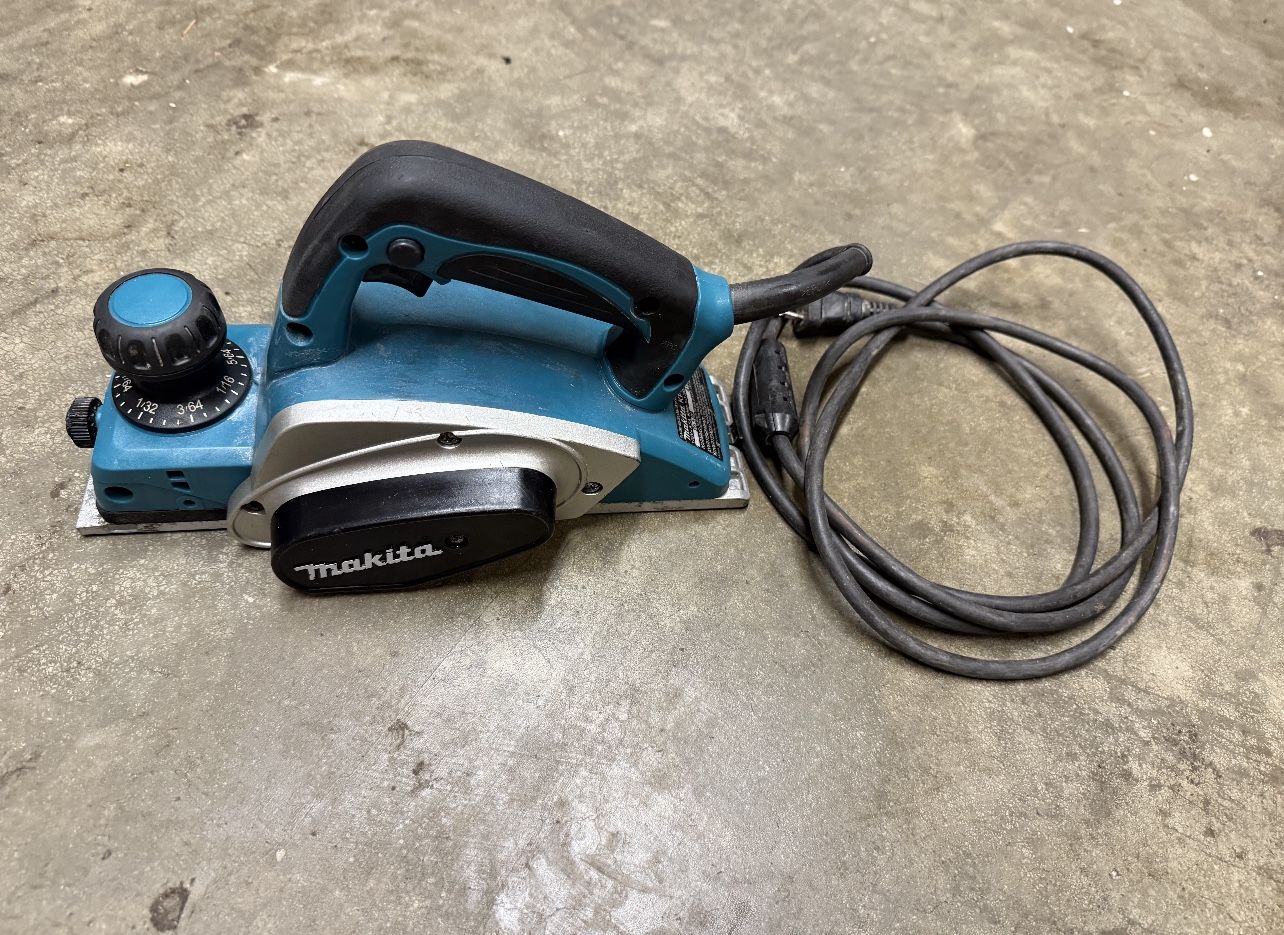 Makita KP0800 3 1/4 In. Planer