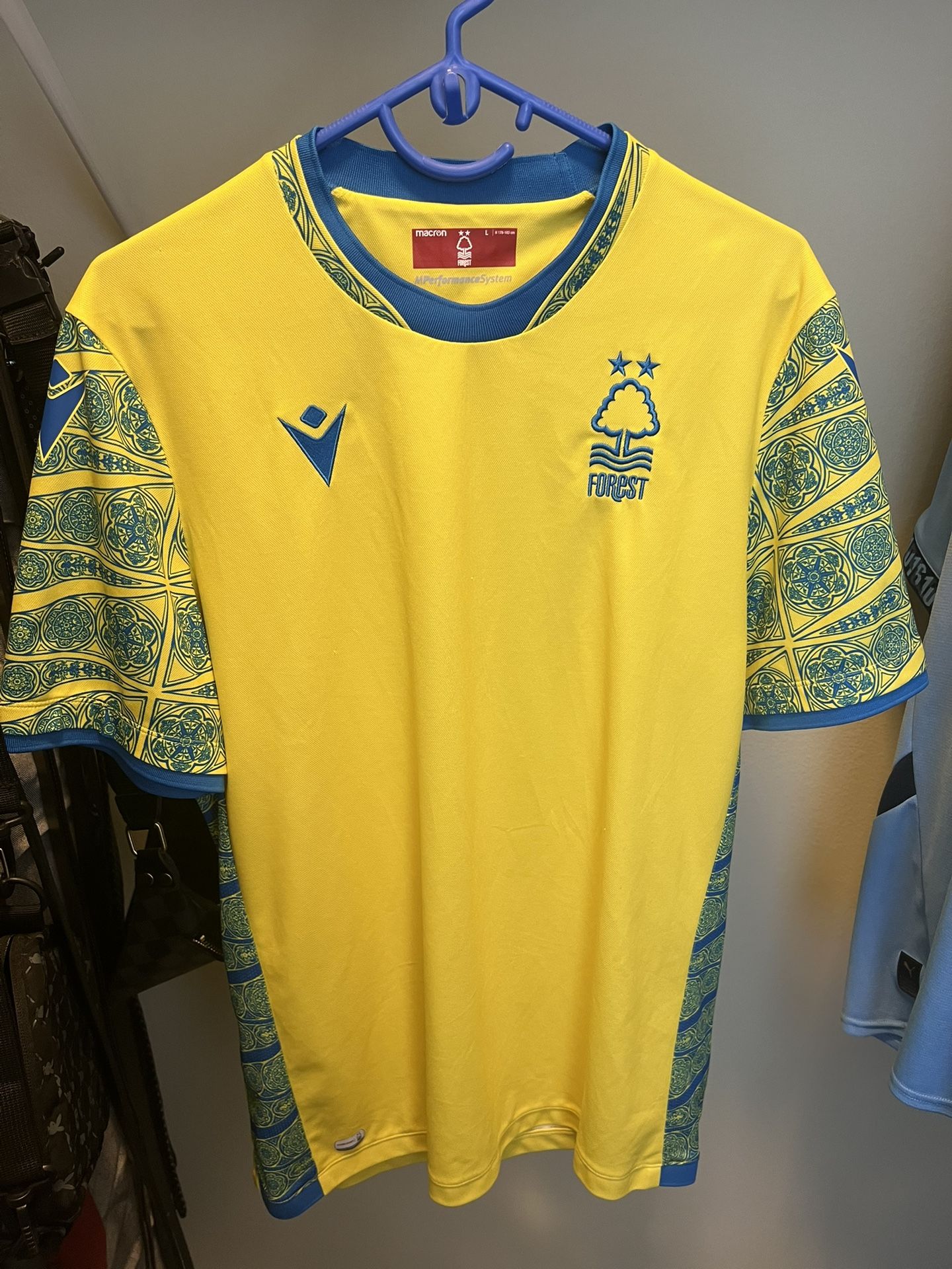 Nottingham Forest Jersey 2022/23