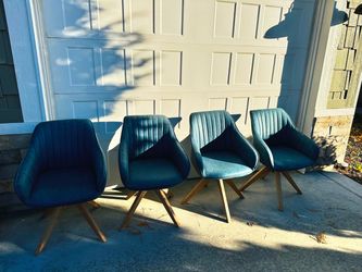 Casual Dining Chairs
