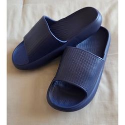 Cloud Slide Sandals Women Size 6.5-7 or Men Size 5-5.5 - Blue