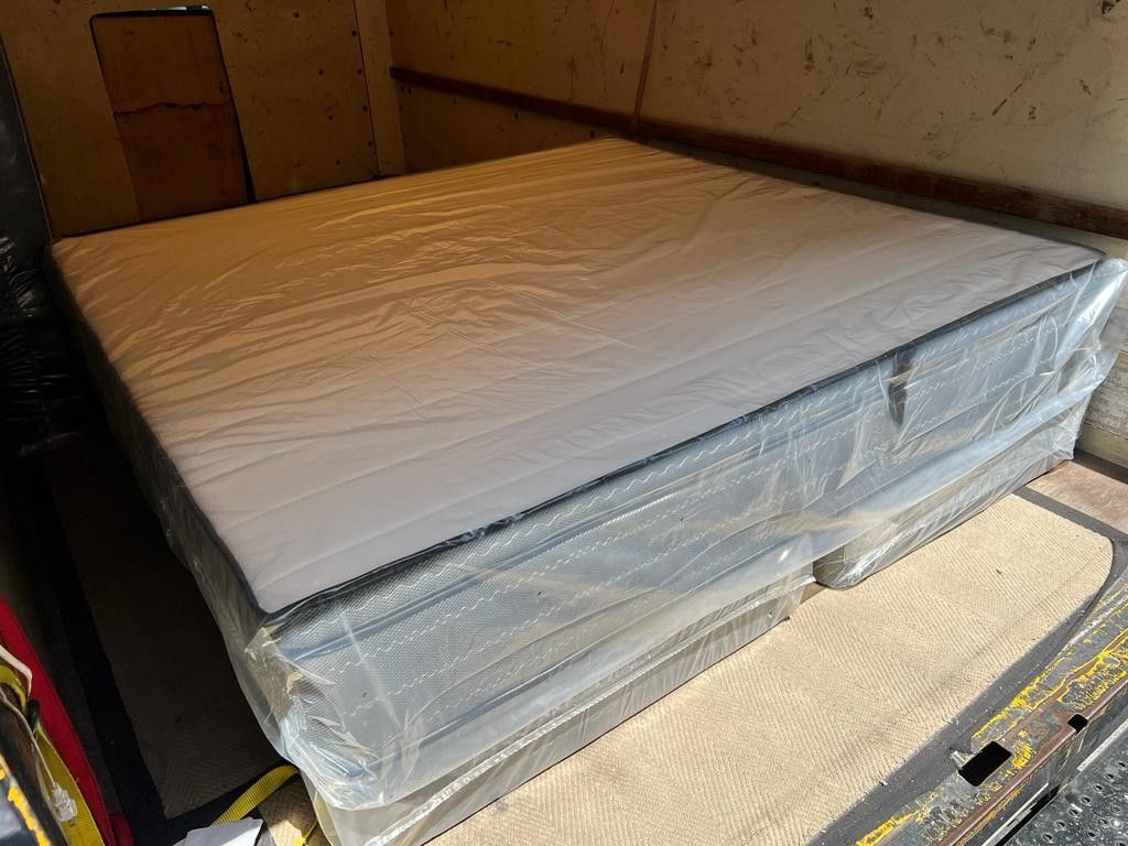 MATTRESS NEW KING PILLOW TOP SIZE AND BOX SPRING 2PCS OFFER DELIVERY
