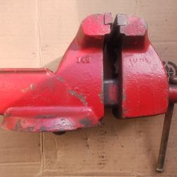 Wilton Vise #745 - 5" - Heavy Duty - Vintage 