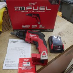 Milwaukee Fuel 2866-20 M18 Cordless Drywall Screwgun Drill Brushless  W BATTERY
