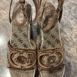 Guess Platform Espadrilles Sandals (size 10)