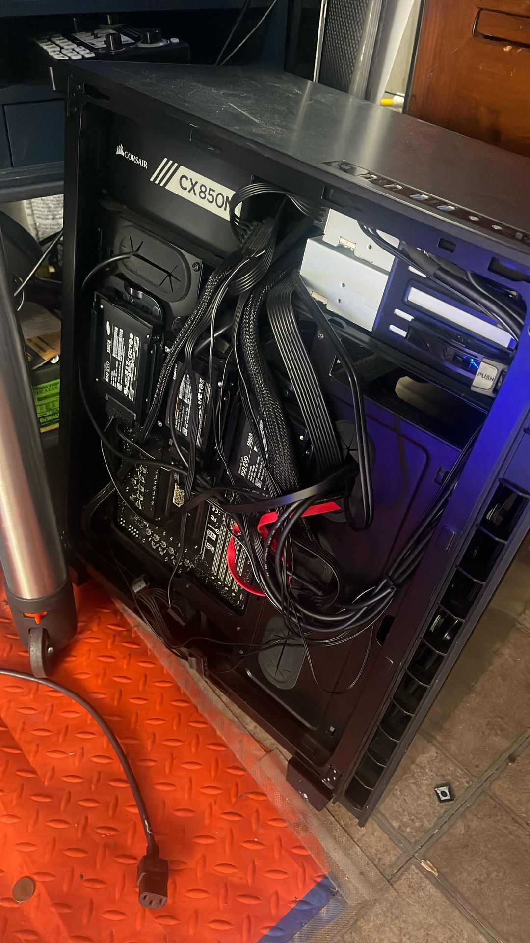Used Computer Chassis Pc for Sale in San Diego, CA - OfferUp
