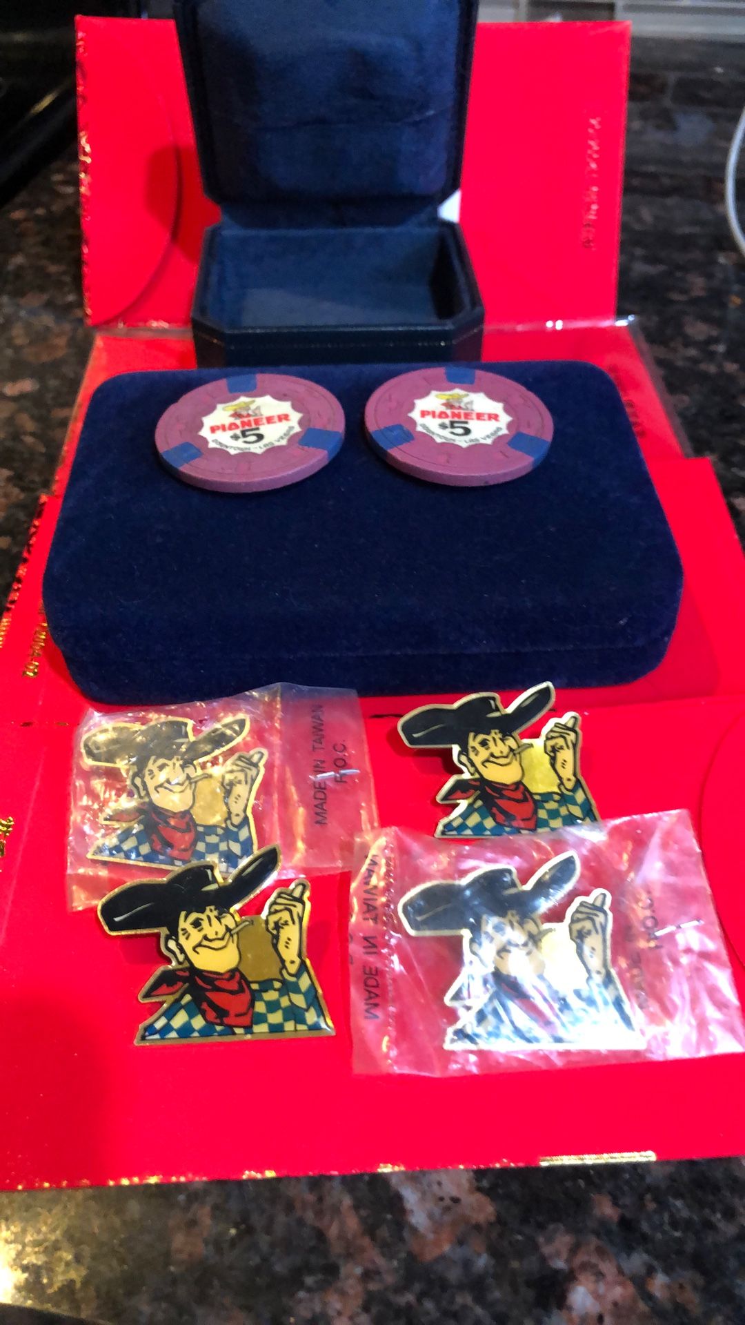 PIONEER HOTEL AND CASINO  COLLECTIBLE SET 