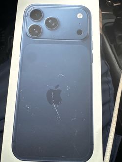 iPhone 17 pro max sim locked