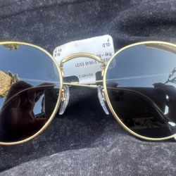 Brand New Ray•Ban Sunglasses 