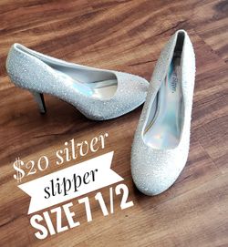 Silver slipper