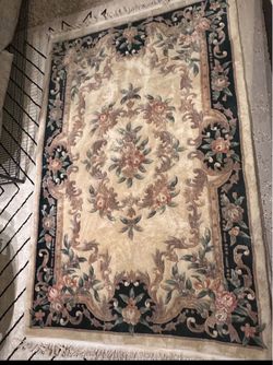 Large Floral Area Rug with Fringe