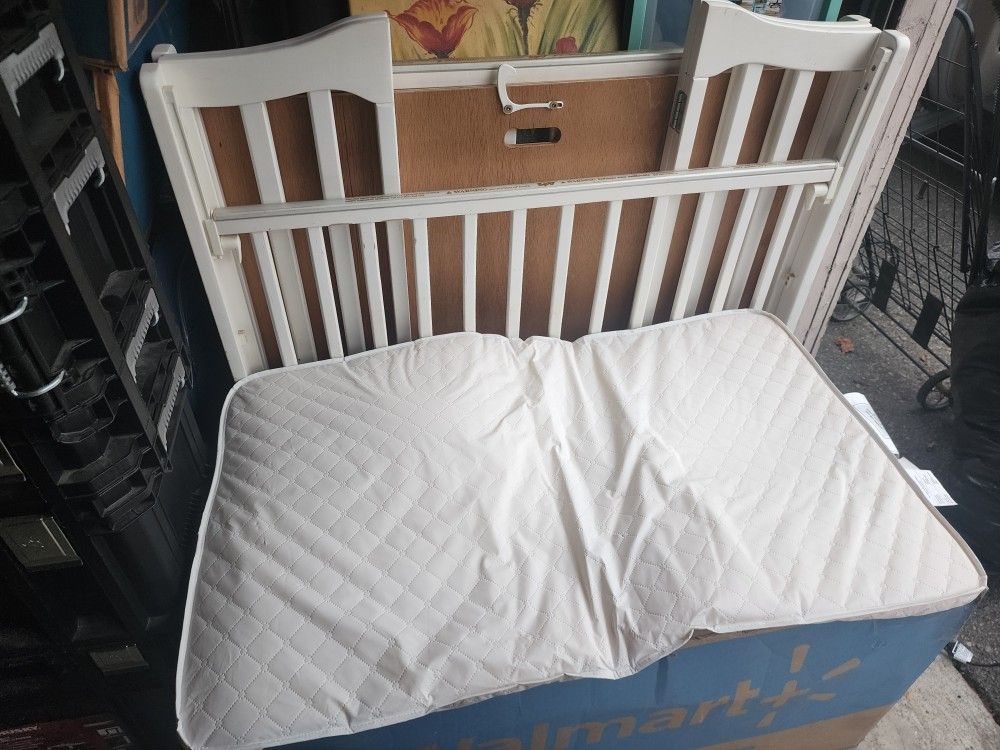 Small White Crib Foldable $20
