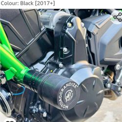 rand: Motoaggrandize

5.0 5.0 out of 5 stars 3

Motoaggrandize Premium Frame Slider Crash Protector for Kawasaki Ninja 650 and Z 650 | Colour: Black [