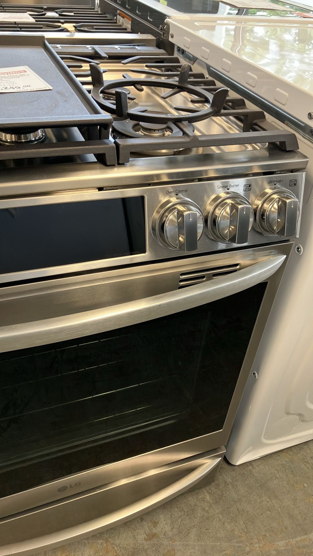 💥Great Deal💥6.3 cu. ft. Smart Slide In Gas Range with ProBake Convection & Air Sous Vide in Print