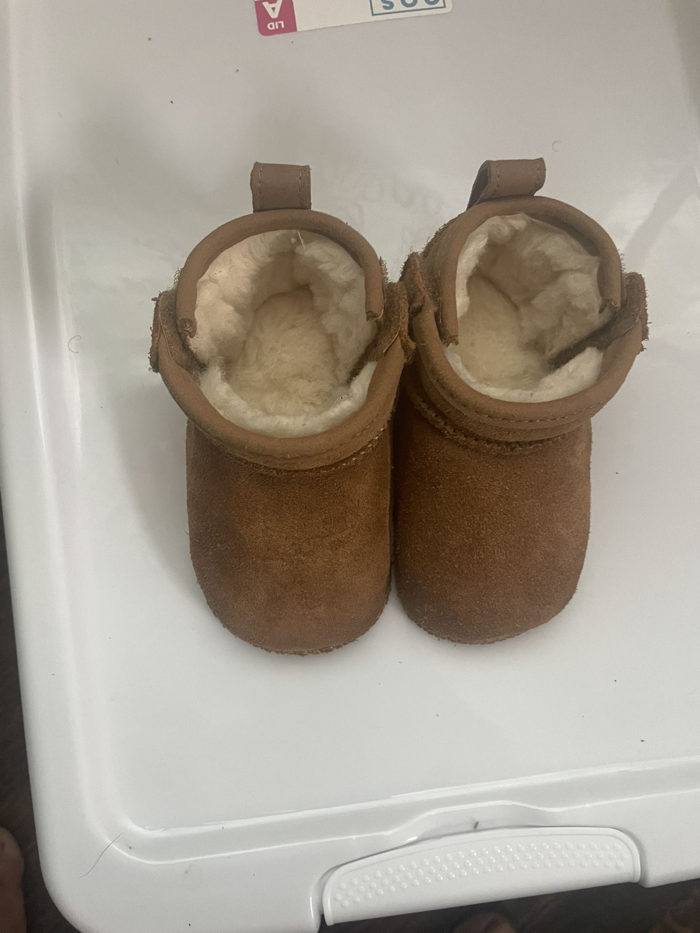 infant uggs