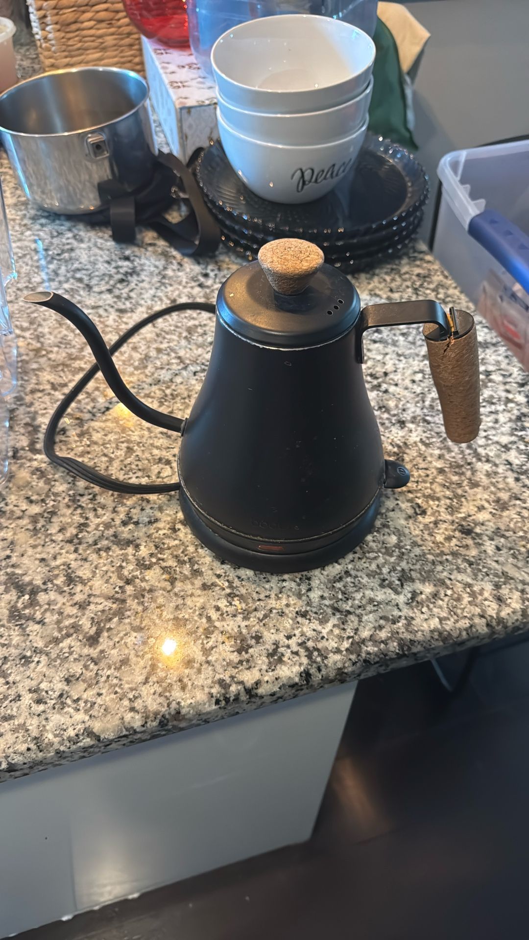 Kettle-$10 Pick up only-78210