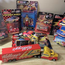 NASCAR Labonte #5 10 Items