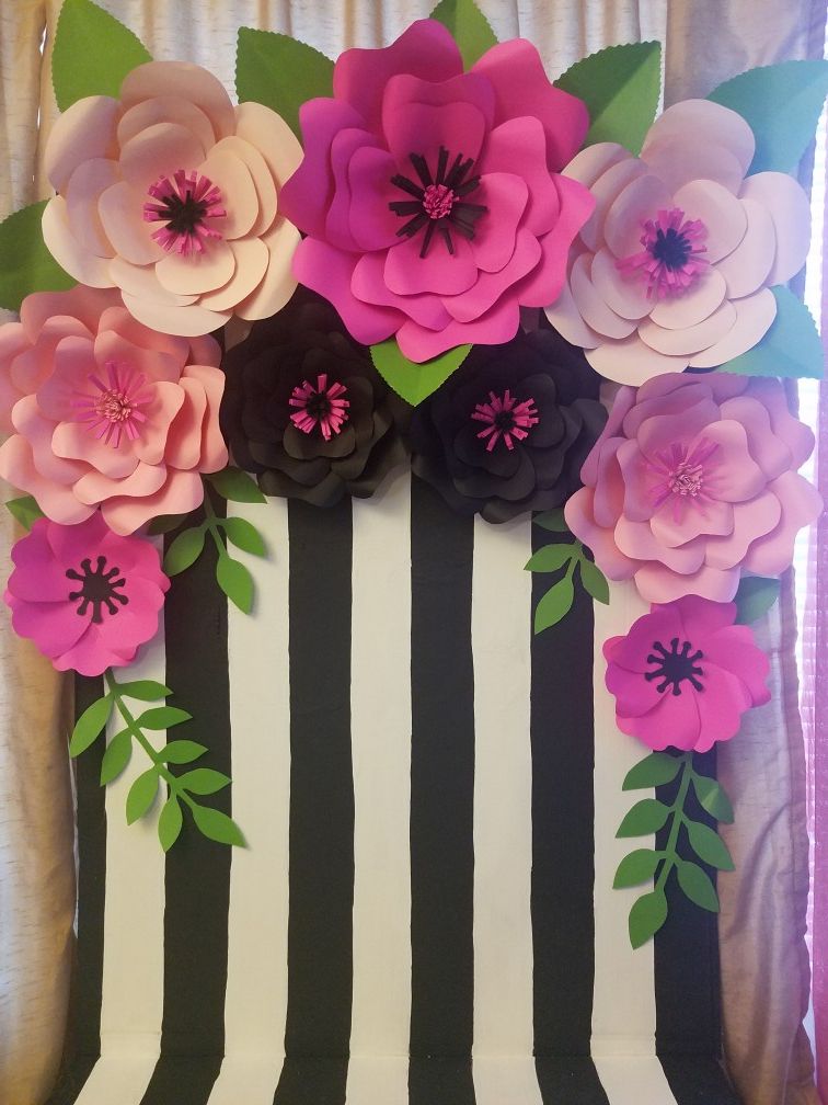 Wall decoration and frame for pictures, decoration for a baby shower, bridal shower , birthday party any occasion🎁🎂