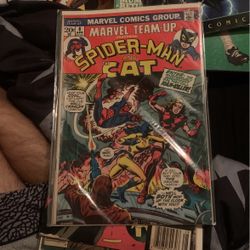 REAL RAREEE COMIC BOOKS. DC AND MARVEL!!