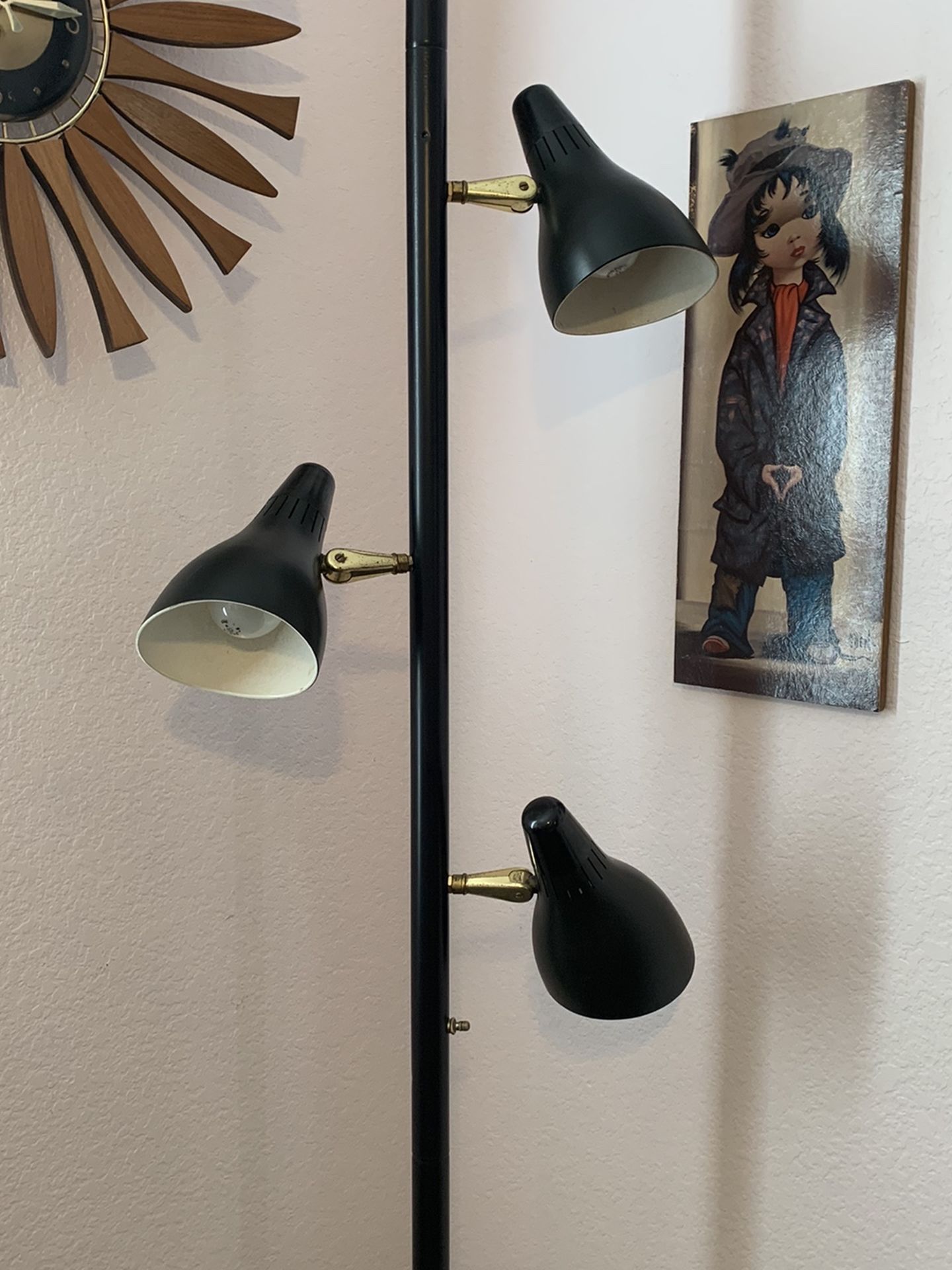 Vintage Mid Century Modern Black Atomic Tension Pole Lamp 1960s
