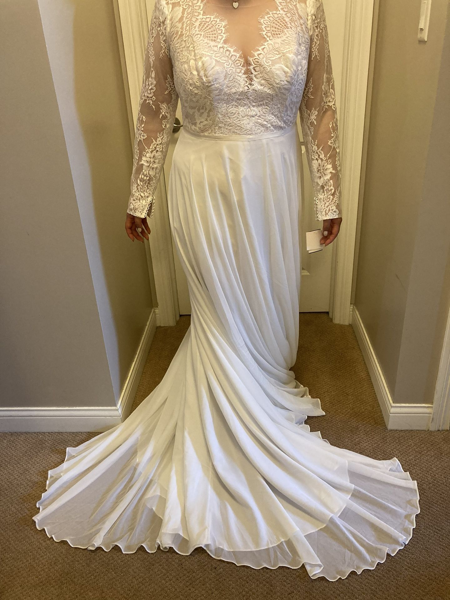 16W Wedding Dress