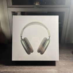 Airpod Maxes Green SEALED