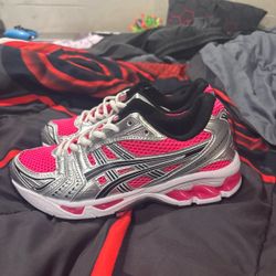 ASICS Gel-Kayano 14 Sneakers Pink Silver