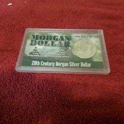 1921 S  MORGAN DOLLAR IN CASE