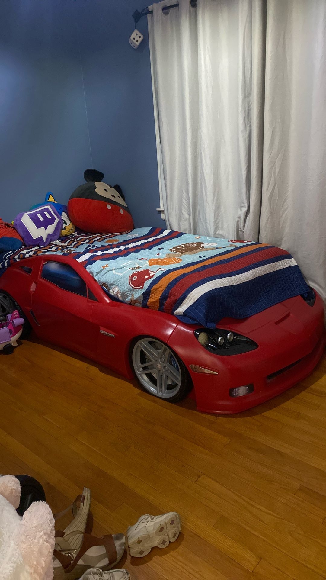 Corvette Bed Set