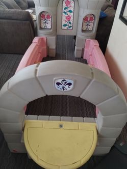 Girls bed