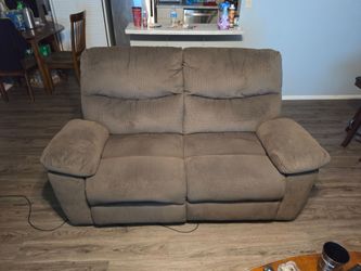 2 couches.
 Turn into retiners