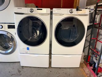 Samsung Washer And Dryer Set Super Capacity direct drive with Pedestal