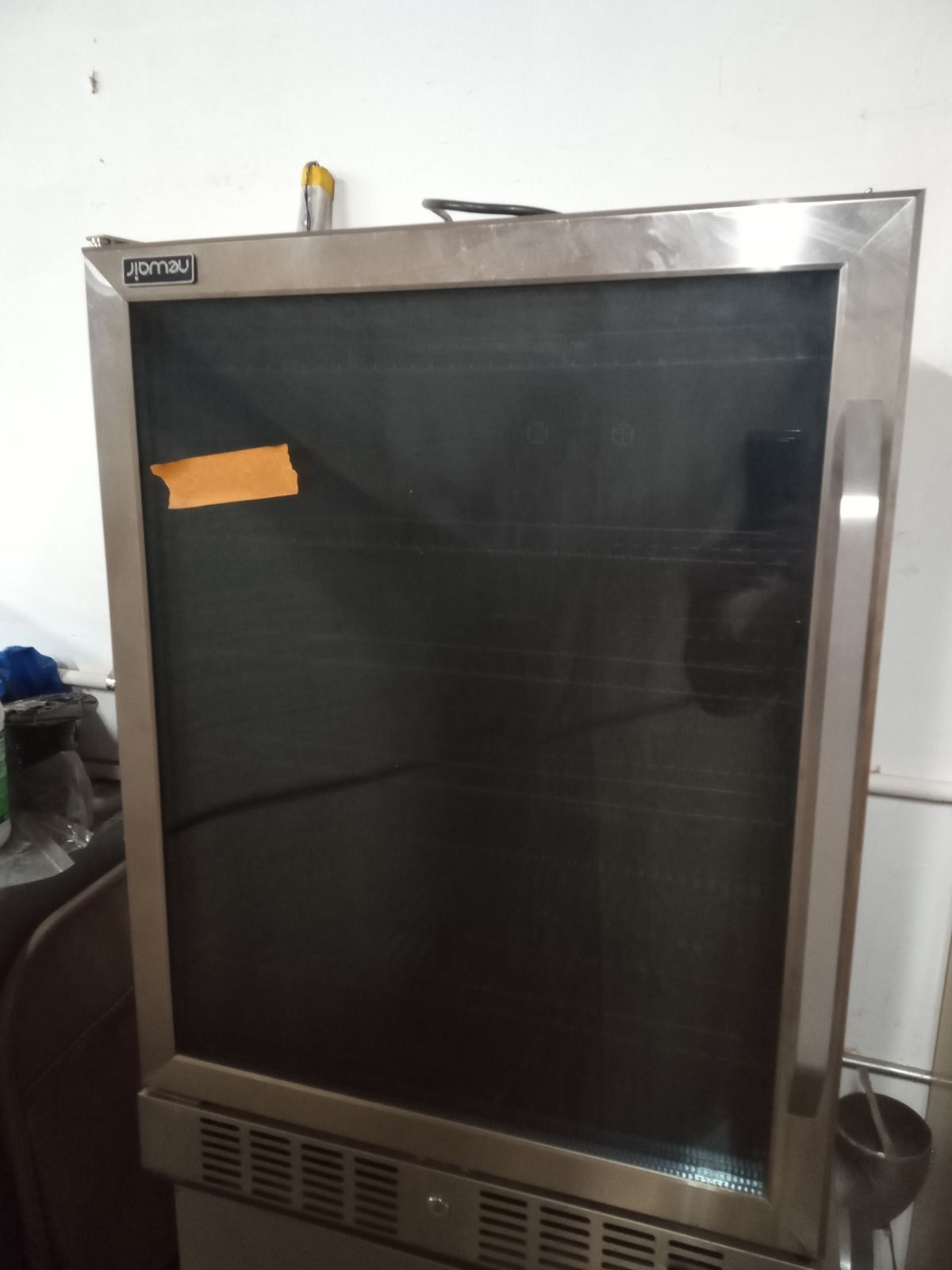 NewAir Beverage Fridge Used