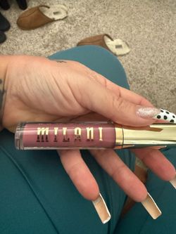 Milano maxx lip plumping gloss
