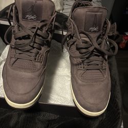 A Ma Maniére x Air Jordan 4 Retro 'Violet Ore'