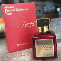 Baccarat Perfume 