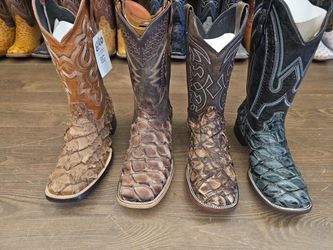 Botas En El Área De Grand Prairie Tx 