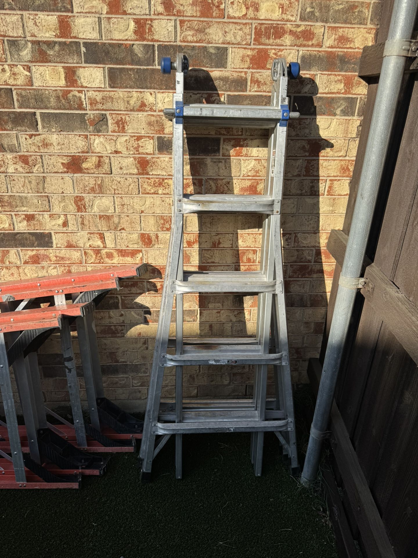 Adjustable Ladder